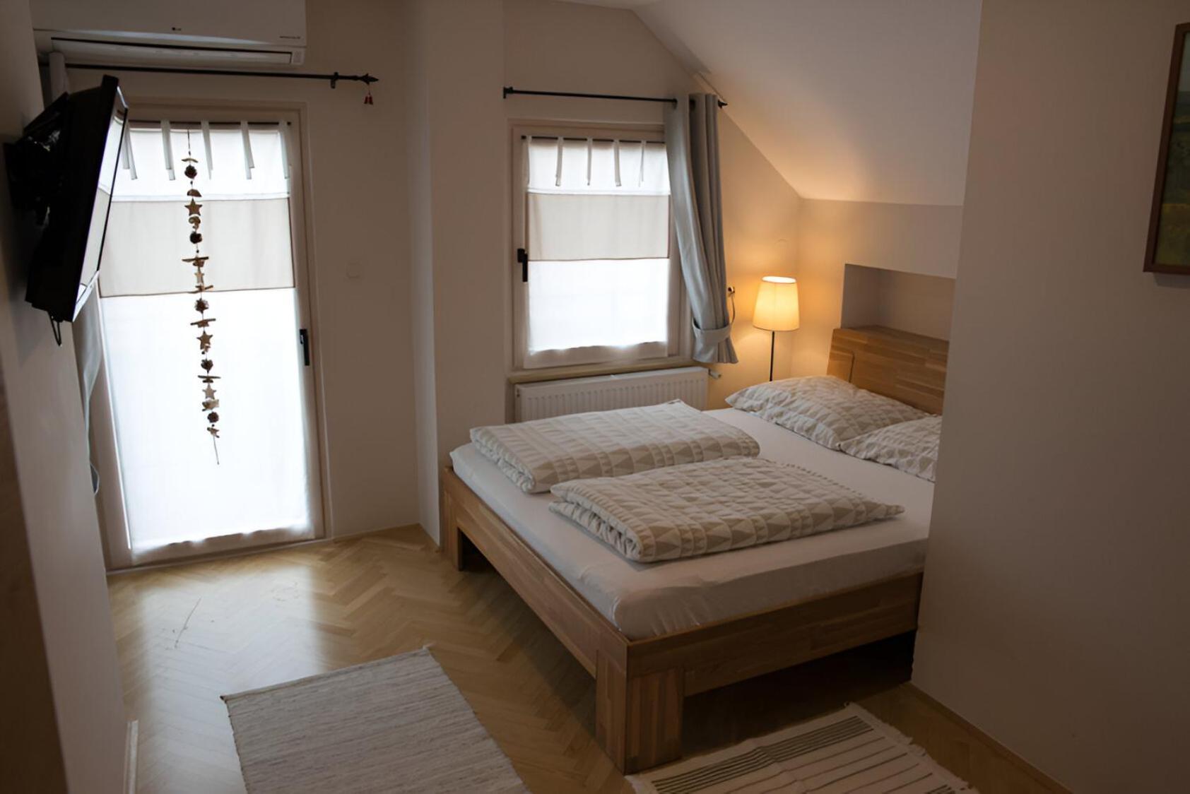 Bed & Breakfast Dvorec Petrovce Экстерьер фото